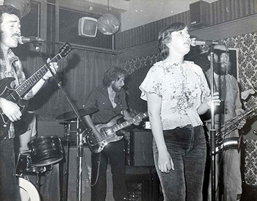 Ronald MacDonald performing with his band