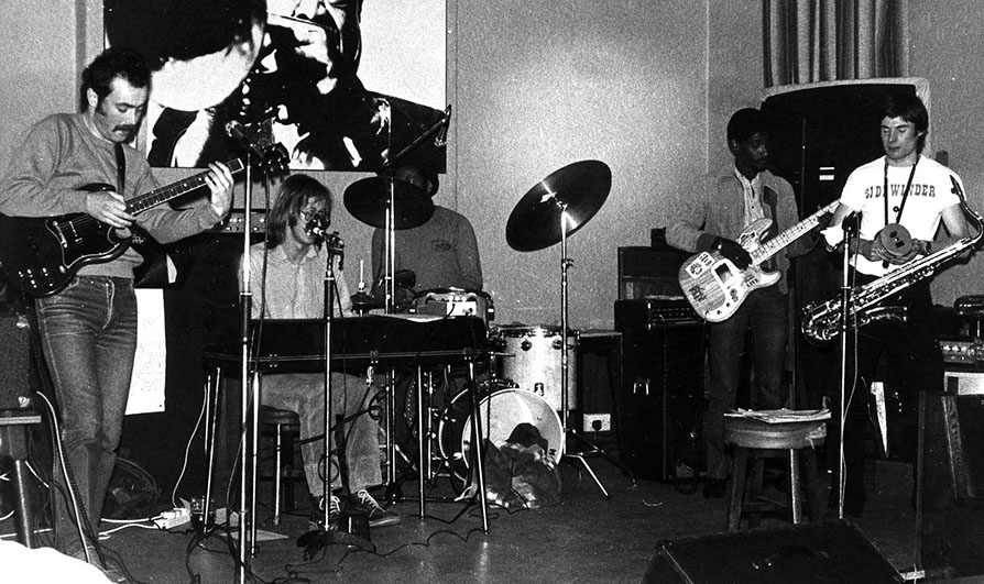 Ronald MacDonald performing with his band